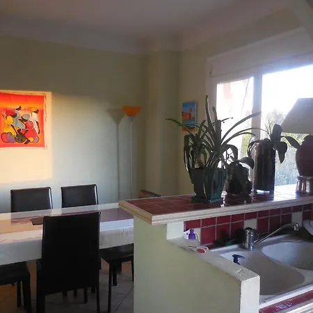 L'ostal منزل للإقامة
